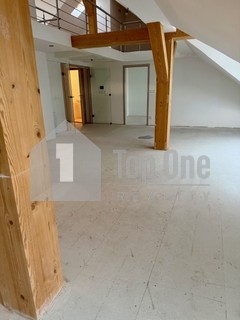 Prodej mezonetového bytu 4+kk, OV, 159,5 m2/terasa 40 m2/parkovací stání/sklep, Praha 2 -Lublaňská - Fotka 25