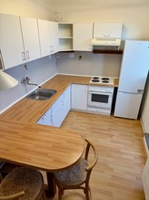 Pronájem bytu 1+kk, 35 m2/terasa 25 m2, Praha 6, Ve struhách